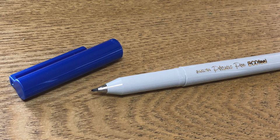 プラスチックペン サクラクレパス